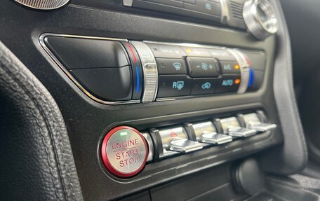 Ford Mustang VI рестайлинг, 2020 год, 3 330 000 рублей, 29 фотография