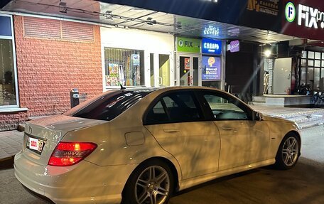 Mercedes-Benz C-Класс, 2010 год, 1 200 000 рублей, 5 фотография