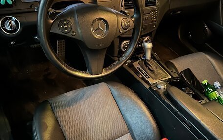 Mercedes-Benz C-Класс, 2010 год, 1 200 000 рублей, 8 фотография