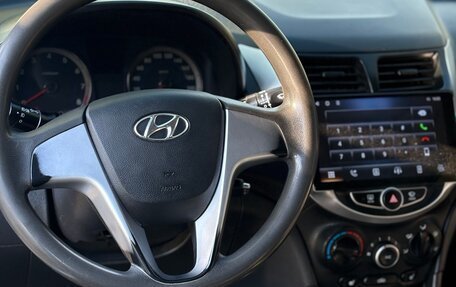 Hyundai Solaris II рестайлинг, 2013 год, 655 000 рублей, 11 фотография