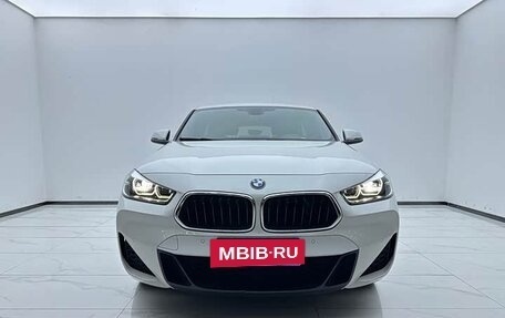 BMW X2, 2021 год, 1 880 000 рублей, 2 фотография