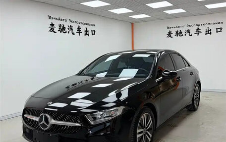 Mercedes-Benz A-Класс, 2023 год, 1 699 017 рублей, 1 фотография