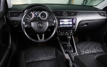 Skoda Octavia, 2019 год, 1 899 000 рублей, 6 фотография