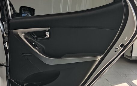 Hyundai Avante, 2011 год, 925 000 рублей, 24 фотография