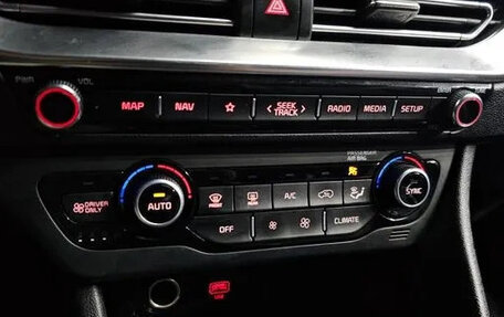 KIA Niro I, 2021 год, 1 670 005 рублей, 9 фотография