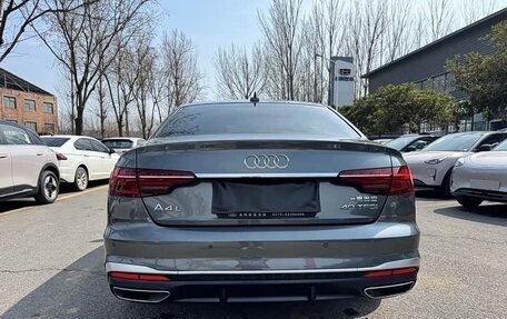 Audi A4, 2020 год, 2 700 000 рублей, 4 фотография
