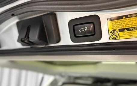 Toyota Land Cruiser 200, 2013 год, 3 800 000 рублей, 32 фотография