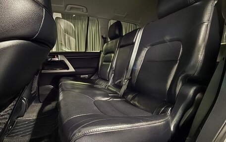 Toyota Land Cruiser 200, 2013 год, 3 800 000 рублей, 28 фотография