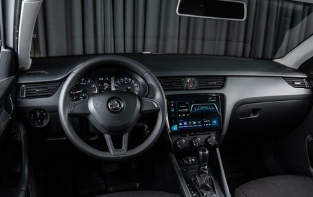 Skoda Octavia, 2018 год, 1 700 000 рублей, 6 фотография