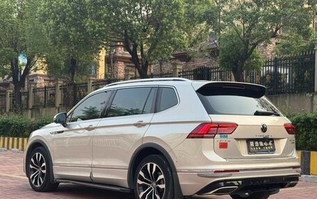 Volkswagen Tiguan II, 2023 год, 2 700 000 рублей, 6 фотография