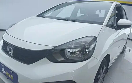 Honda Fit, 2022 год, 1 340 000 рублей, 5 фотография