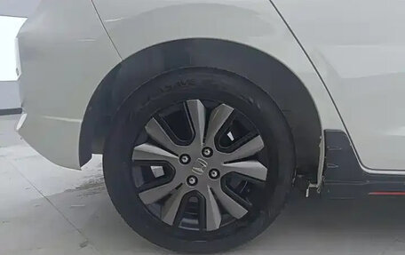 Honda Fit, 2022 год, 1 340 000 рублей, 6 фотография