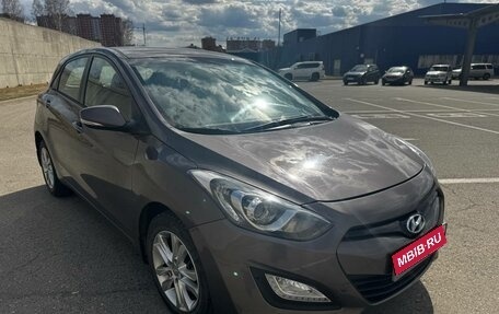 Hyundai i30 II рестайлинг, 2013 год, 980 000 рублей, 1 фотография