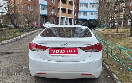 Hyundai Avante, 2011 год, 650 000 рублей, 3 фотография