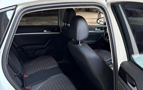 Volkswagen Lavida, 2022 год, 1 300 000 рублей, 14 фотография
