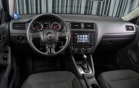 Volkswagen Jetta VI, 2013 год, 1 259 000 рублей, 6 фотография
