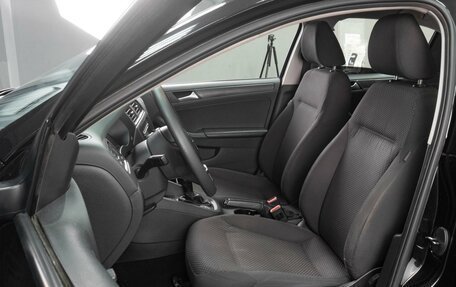 Volkswagen Jetta VI, 2013 год, 1 259 000 рублей, 10 фотография