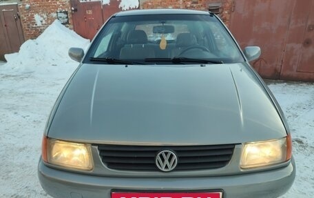 Volkswagen Polo III рестайлинг, 1999 год, 165 000 рублей, 2 фотография