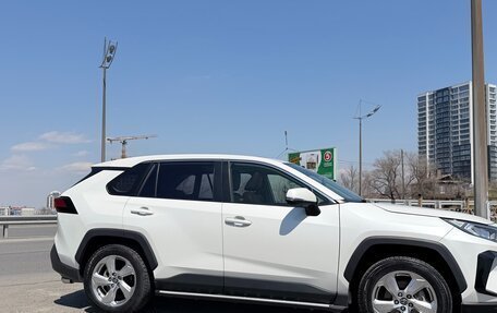 Toyota RAV4, 2019 год, 3 099 000 рублей, 2 фотография