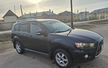 Mitsubishi Outlander III рестайлинг 3, 2010 год, 1 350 000 рублей, 1 фотография
