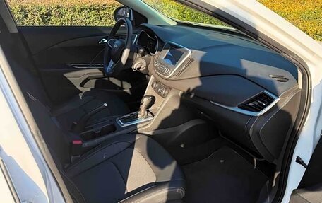 Chevrolet Monza, 2022 год, 1 440 011 рублей, 10 фотография