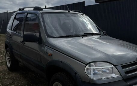 Chevrolet Niva I рестайлинг, 2006 год, 261 000 рублей, 4 фотография