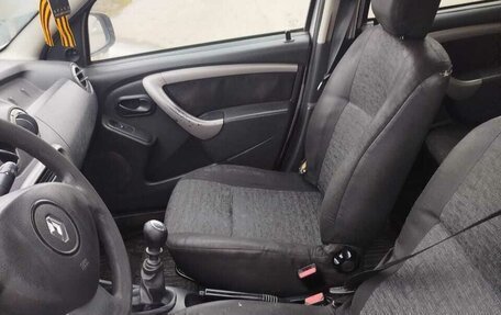 Renault Duster I рестайлинг, 2014 год, 567 000 рублей, 3 фотография