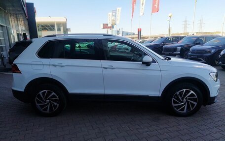 Volkswagen Tiguan II, 2019 год, 2 450 000 рублей, 4 фотография
