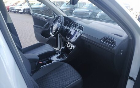 Volkswagen Tiguan II, 2019 год, 2 450 000 рублей, 12 фотография