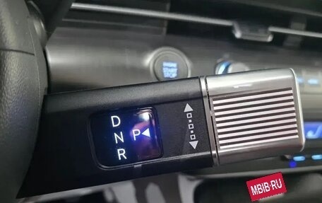Hyundai Kona, 2023 год, 2 185 000 рублей, 9 фотография