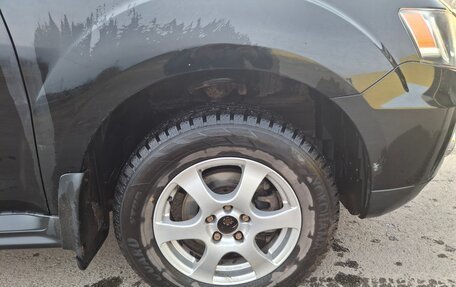 Mitsubishi Outlander III рестайлинг 3, 2010 год, 1 350 000 рублей, 6 фотография