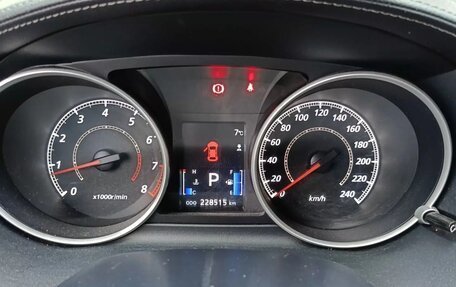 Mitsubishi Outlander III рестайлинг 3, 2010 год, 1 350 000 рублей, 14 фотография