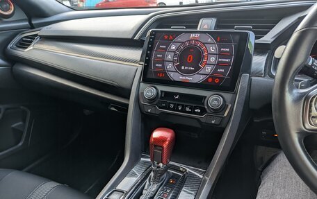 Honda Civic IX, 2018 год, 2 000 000 рублей, 13 фотография