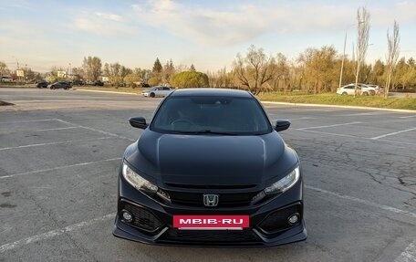 Honda Civic IX, 2018 год, 2 000 000 рублей, 2 фотография