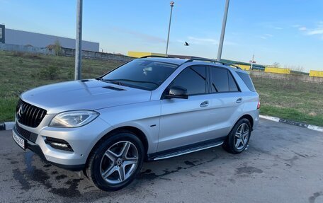 Mercedes-Benz M-Класс, 2012 год, 2 550 000 рублей, 2 фотография