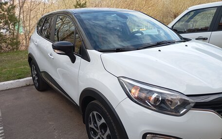 Renault Kaptur I рестайлинг, 2017 год, 1 350 000 рублей, 4 фотография