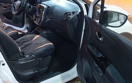 Renault Kaptur I рестайлинг, 2017 год, 1 350 000 рублей, 14 фотография
