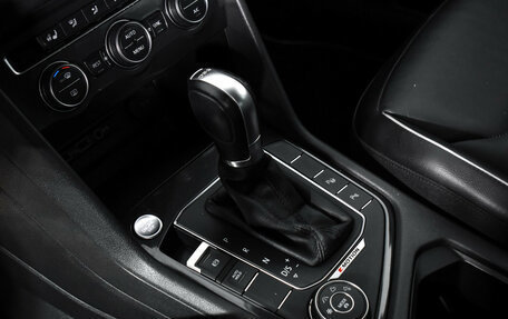 Volkswagen Tiguan II, 2018 год, 2 790 000 рублей, 12 фотография