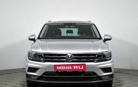 Volkswagen Tiguan II, 2018 год, 2 790 000 рублей, 2 фотография