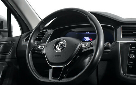 Volkswagen Tiguan II, 2018 год, 2 790 000 рублей, 15 фотография