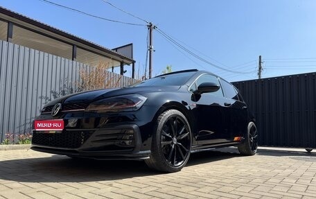 Volkswagen Golf VII, 2017 год, 2 190 000 рублей, 1 фотография