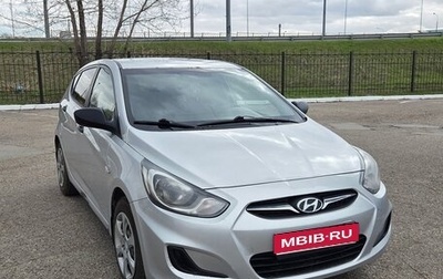 Hyundai Solaris II рестайлинг, 2011 год, 570 000 рублей, 1 фотография