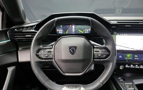 Peugeot 308, 2022 год, 1 620 000 рублей, 13 фотография