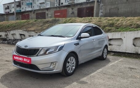 KIA Rio III рестайлинг, 2012 год, 828 000 рублей, 2 фотография