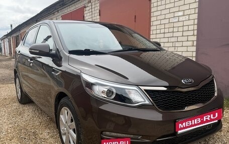KIA Rio III рестайлинг, 2017 год, 1 465 000 рублей, 5 фотография