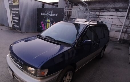 Nissan Prairie III, 1997 год, 465 000 рублей, 9 фотография