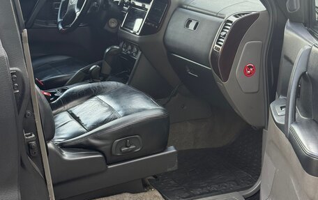 Mitsubishi Pajero III рестайлинг, 2002 год, 999 999 рублей, 8 фотография