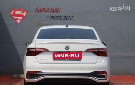Volkswagen Jetta VII, 2023 год, 1 920 000 рублей, 4 фотография