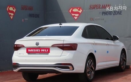 Volkswagen Jetta VII, 2023 год, 1 920 000 рублей, 3 фотография