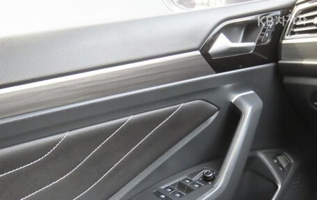 Volkswagen Jetta VII, 2023 год, 1 920 000 рублей, 14 фотография